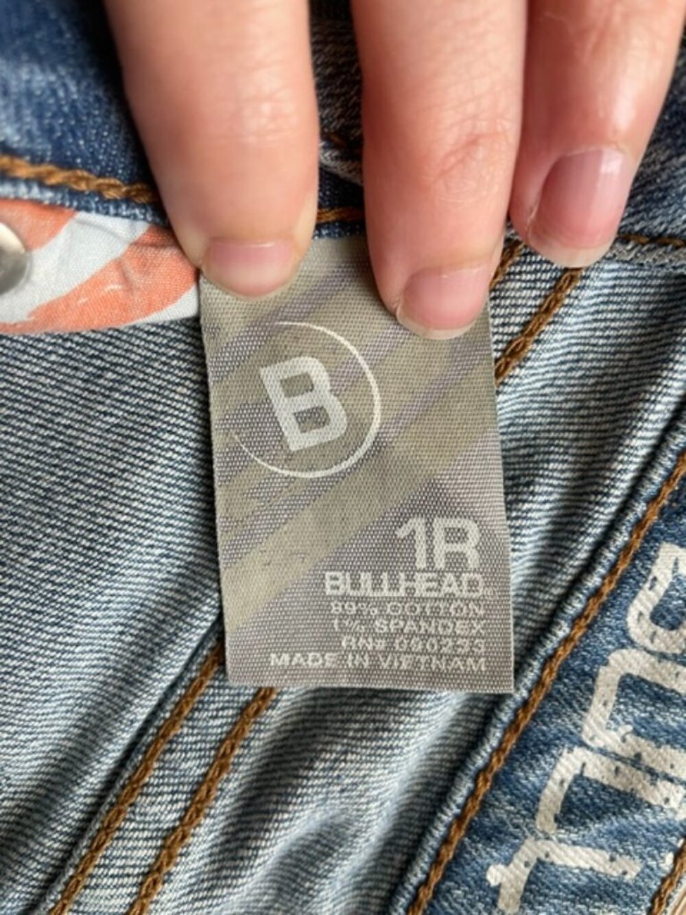 Bullhead Bootcut Jeans - Picture 3 of 6